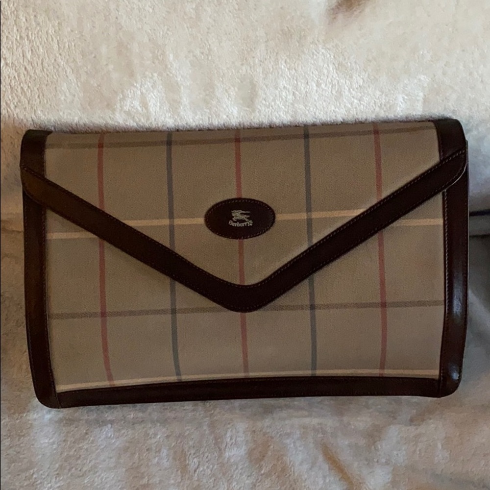 BURBERRY Nova Check Clutch/Purse
